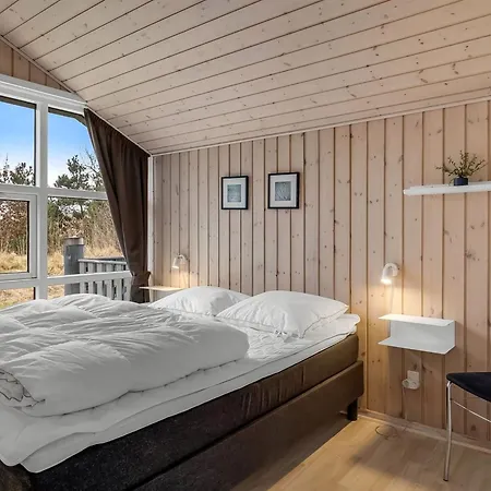 Sakulfuer - 2-5km From The Sea By Interhome *