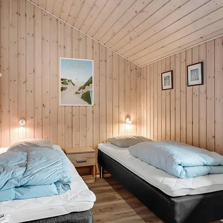 Sakulfuer - 2-5km From The Sea By Interhome *