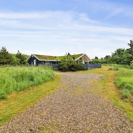 Sakulfuer - 2-5km From The Sea By Interhome *