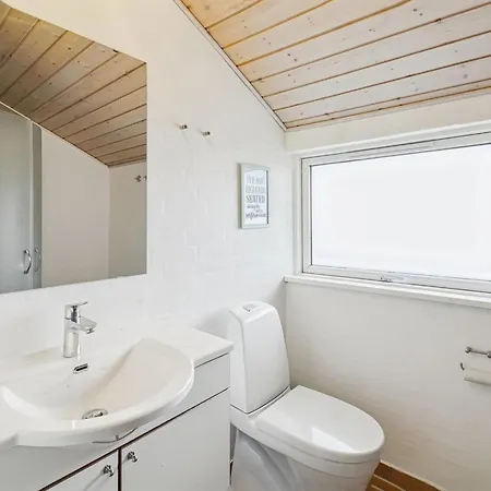 Sakulfuer - 2-5km From The Sea By Interhome