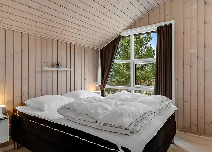 Sakulfuer - 2-5km From The Sea By Interhome * Bolilmark